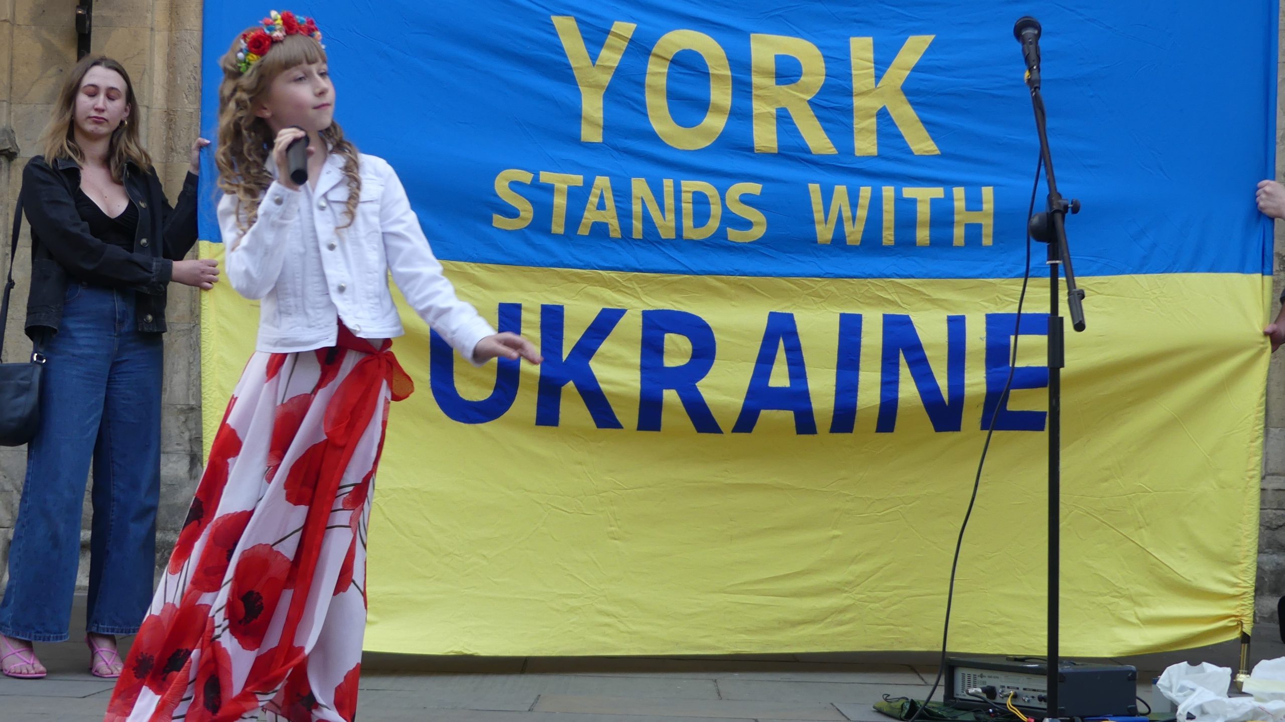 Yasenia, aged 9 singing at Ukraine Independence Day event outside York Minster
